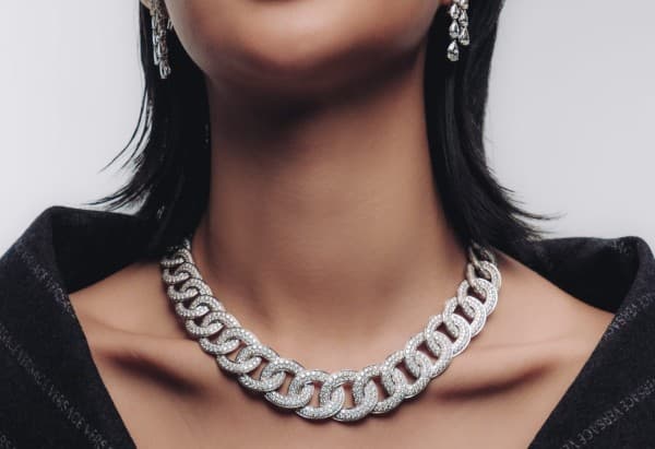 Jewellery shoot: Laid bare