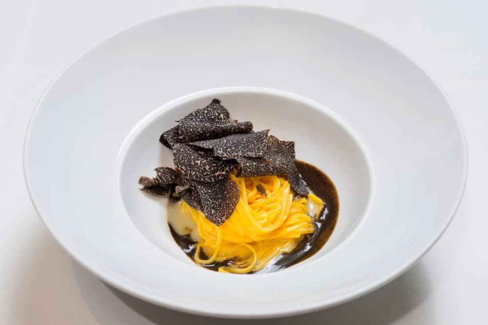 #legendeats: 5 Christmas dining deals