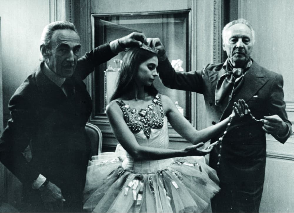 Van Cleef & Arpels bridges dance and design