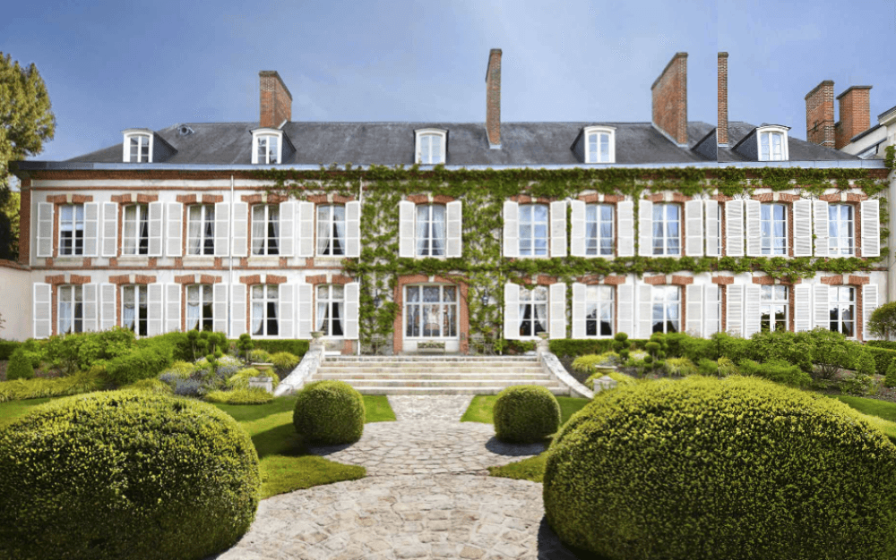 Perrier-Jouët presents A Banquet of Wonders