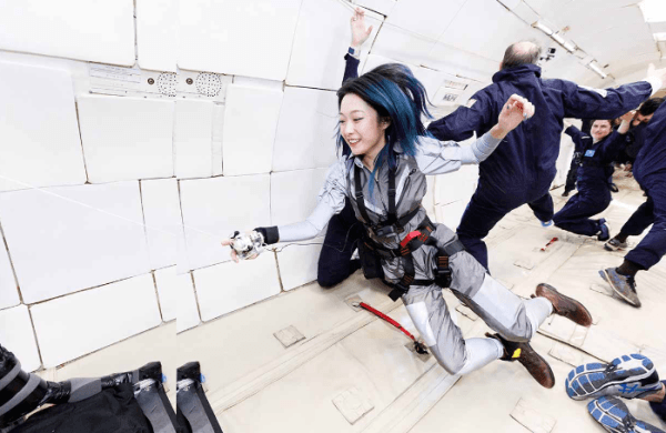 Xin Liu speaks on mixing art and science