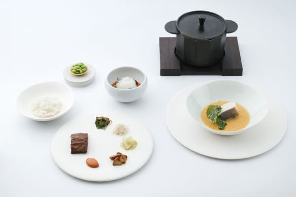 #legendeats: Mosu Hong Kong, Butterfly Patisserie, Four Seasons Hotel and more