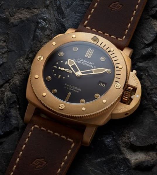 Panerai celebrates new store opening with a watch auction