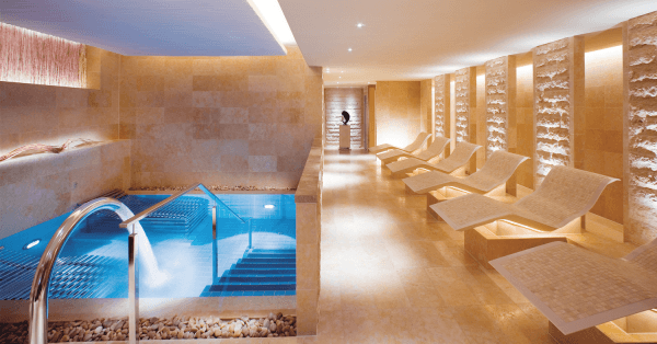 One hour to a new you at The Landmark Mandarin Oriental