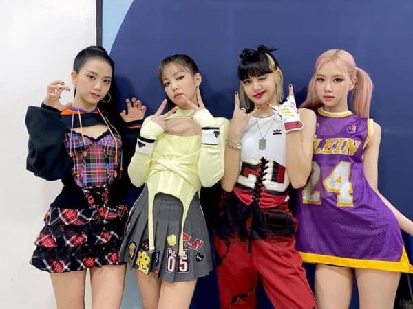 Blackpink’s Netflix documentary ‘Light Up The Sky’ takes us behind the scenes