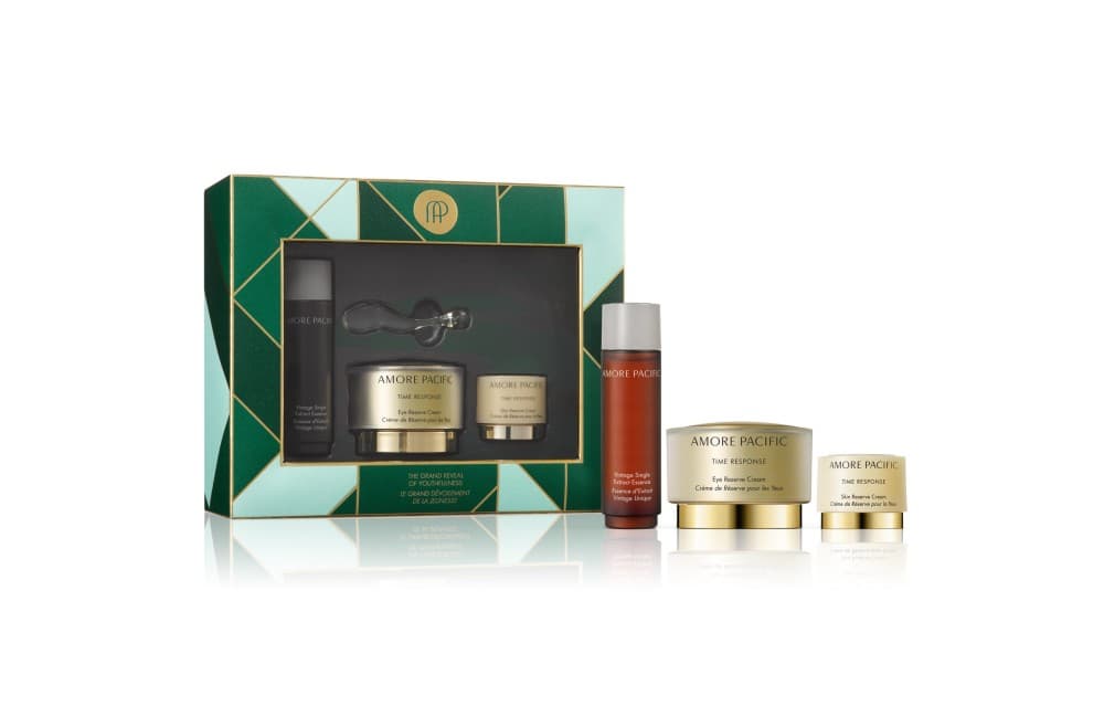 Countdown to Christmas with our giveaway