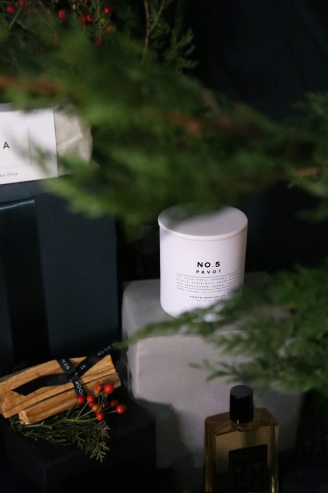 #legendasks: How to set the mood this holiday with home fragrance