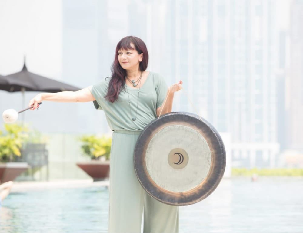 #legendasks: What is vibrational therapy