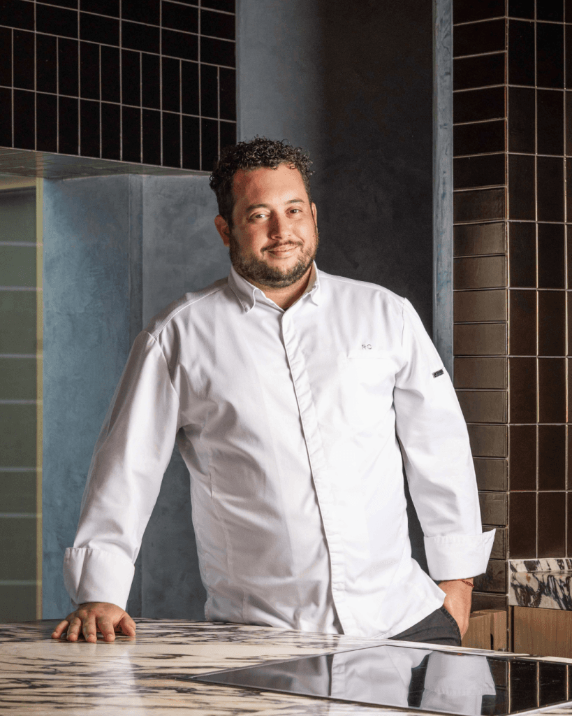 Chef-Ricardo_Salisterra-819x1024.png