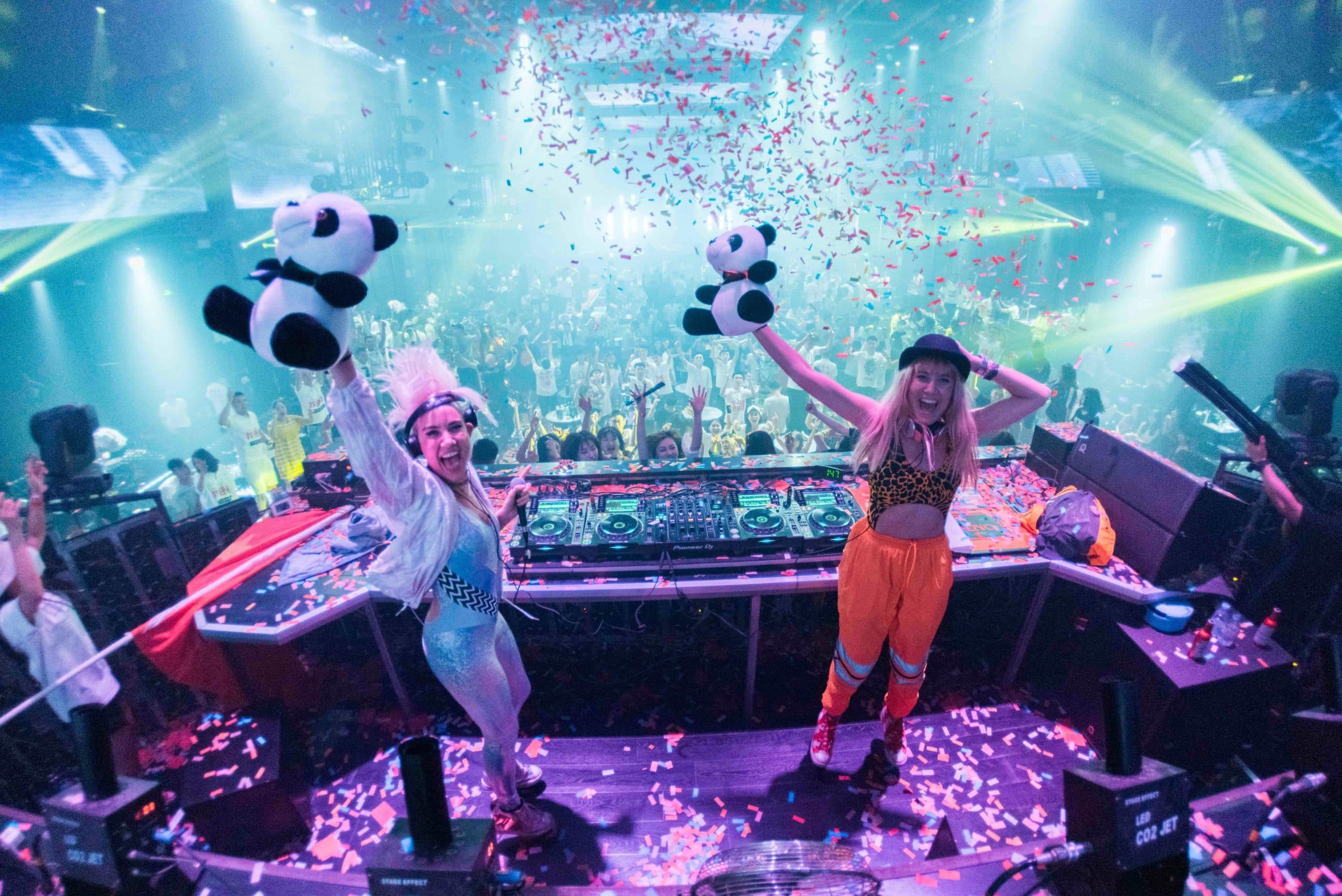 100 takes: On tour with Nervo