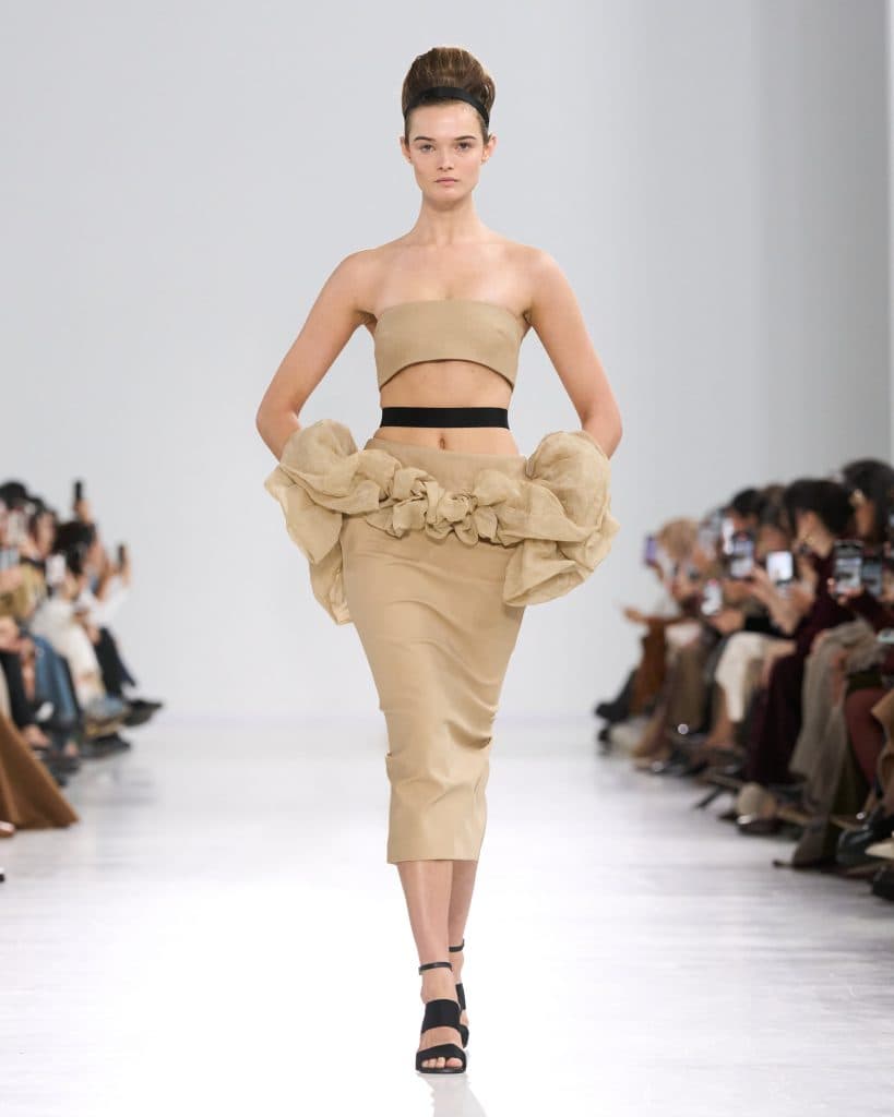 Max-Mara-SS26-03-819x1024.jpg