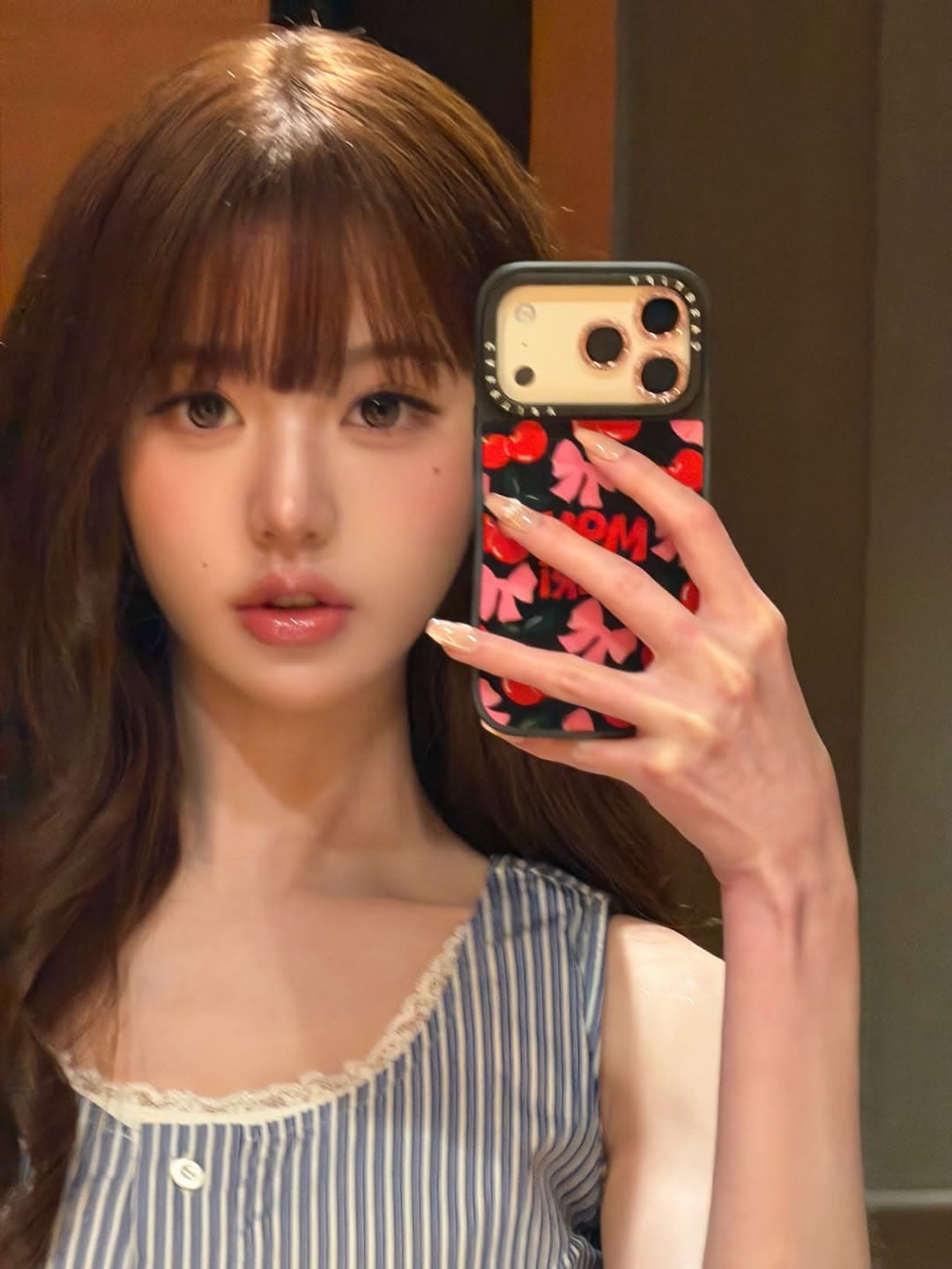 5 sheer K-pop nail trends to cool down your summer look