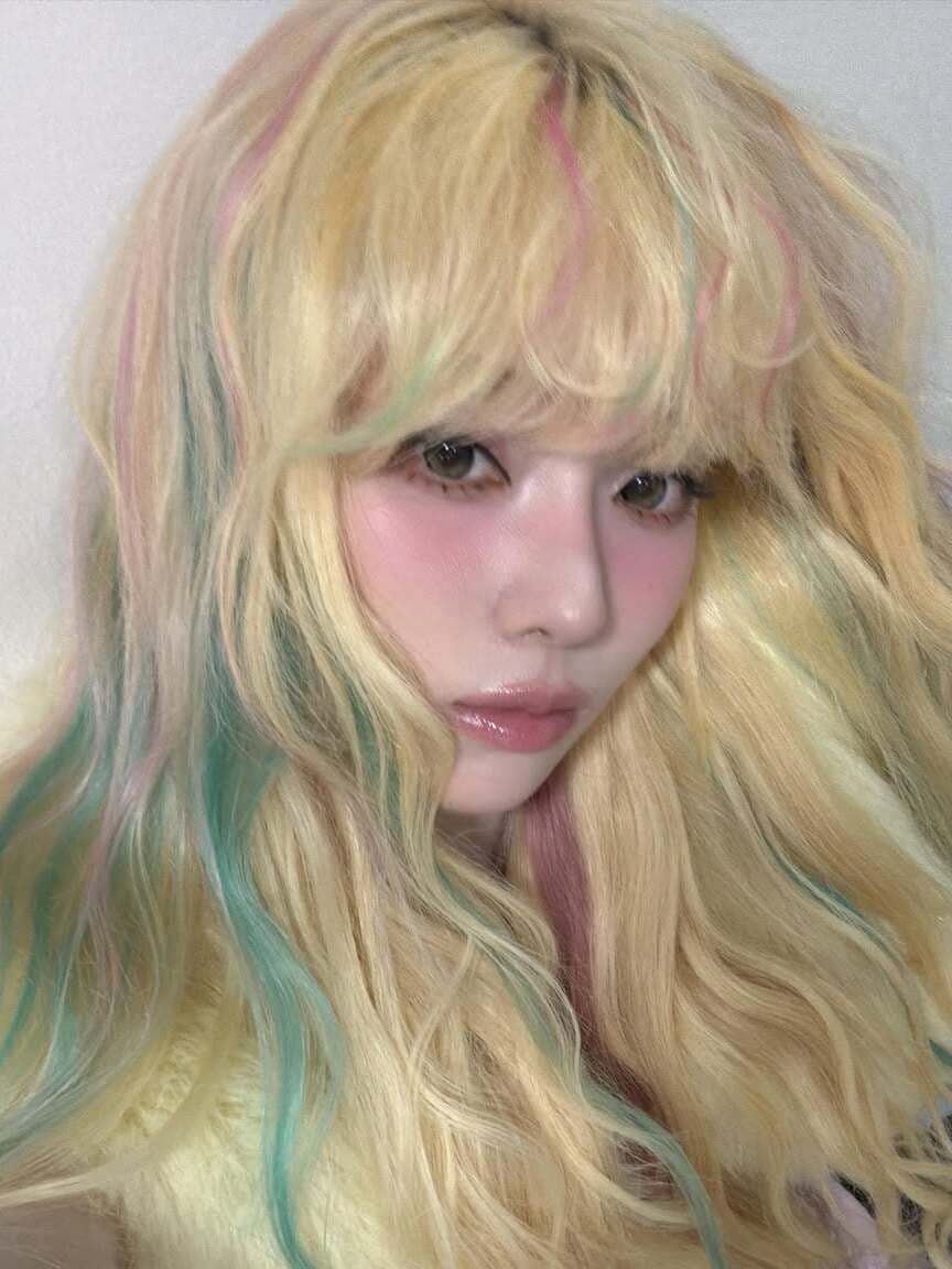 5 light hair trends to try this summer