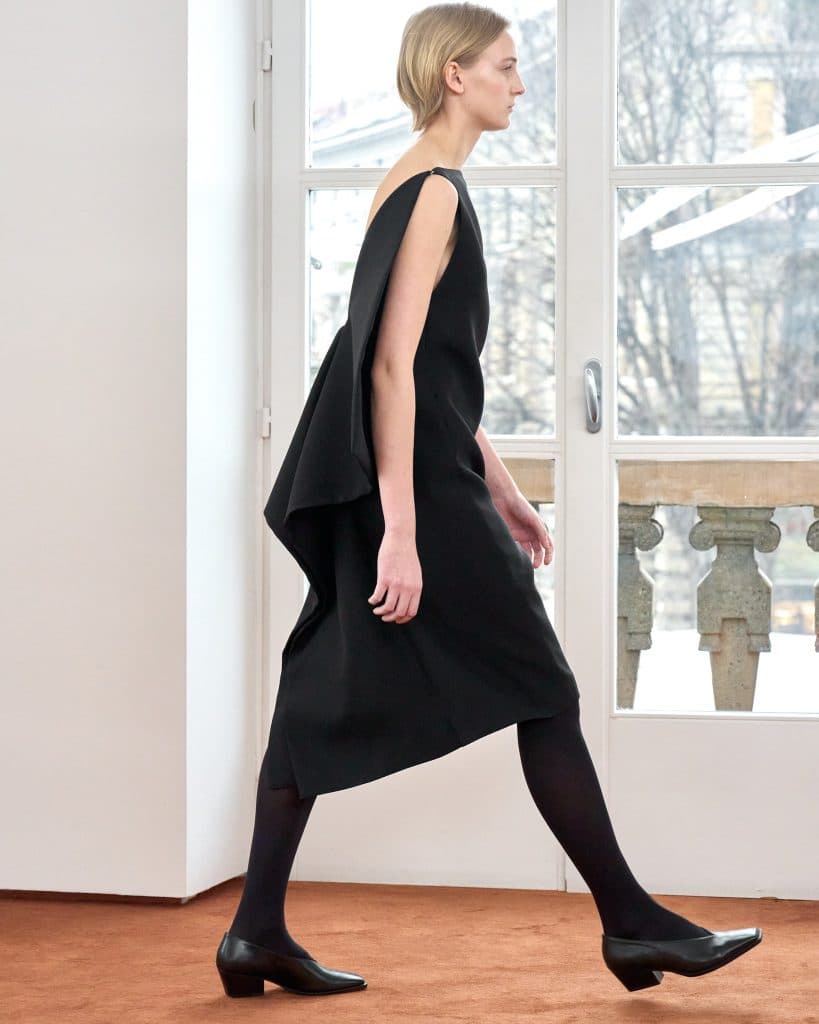 jilsander_1772057594_3840619914256823078_645507501-819x1024.jpg