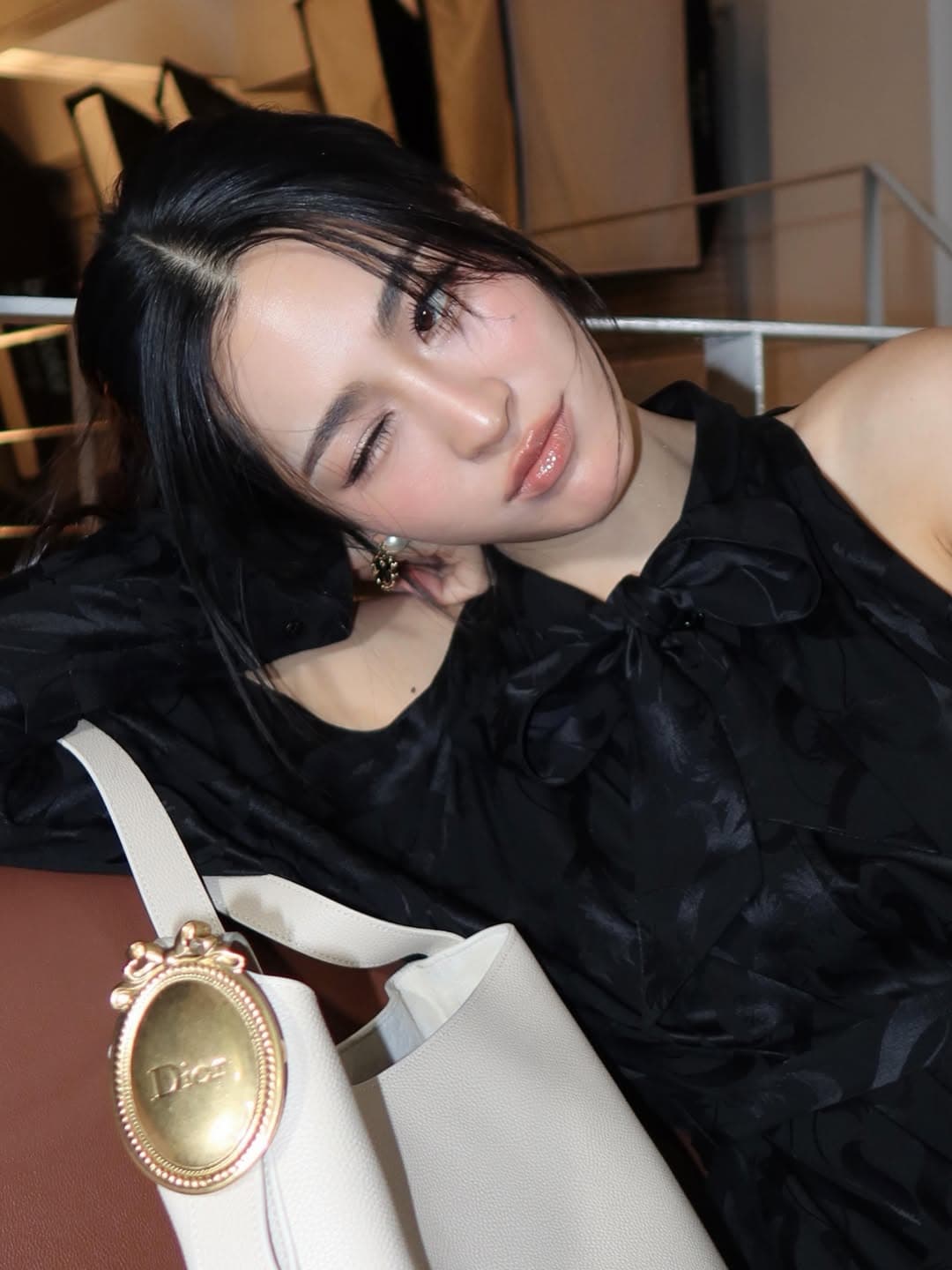 5 steps to recreate Kwong Lingling’s dreamy pink makeup