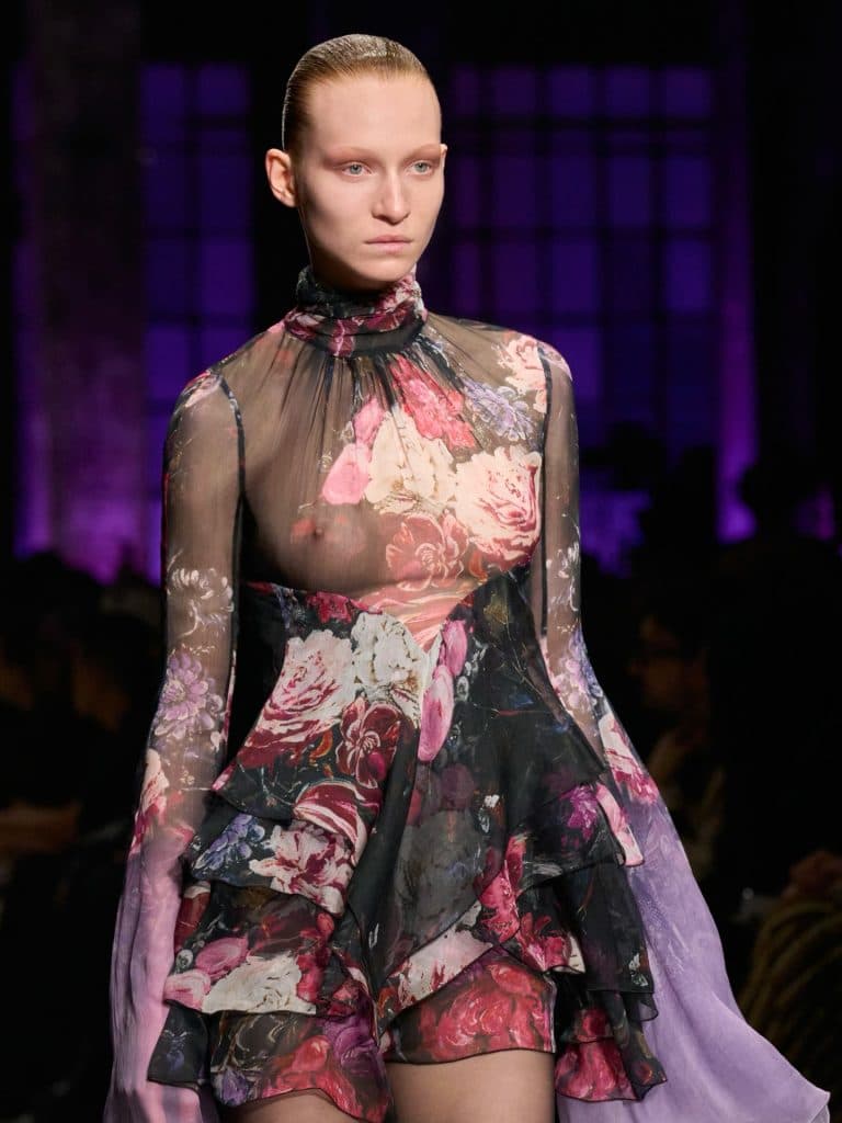 roberto_cavalli_1772557200_3844799412899967292_215863002-768x1024.jpg