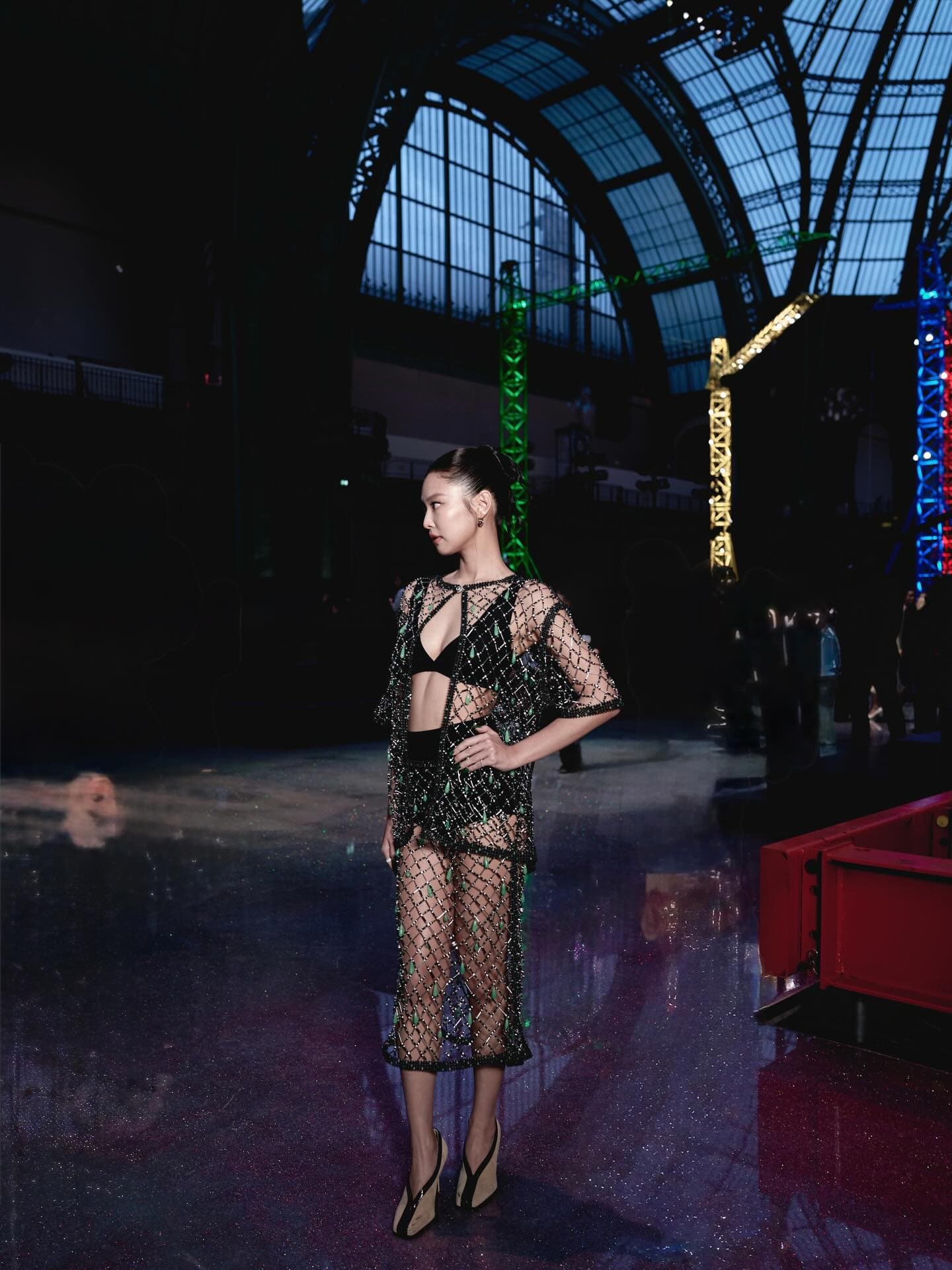 Mastering transparency layering with Blackpink