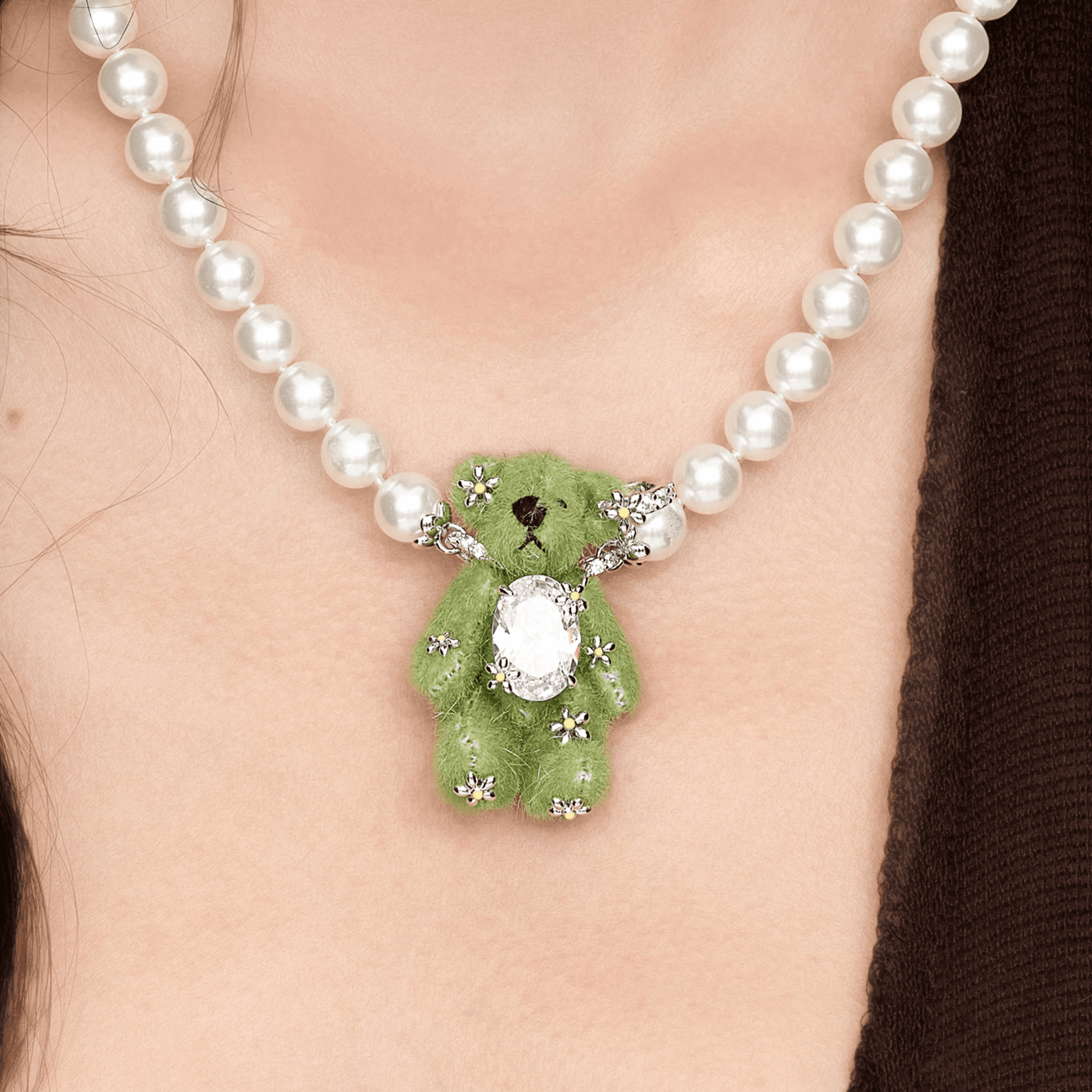 The cool-girl accessories to buy