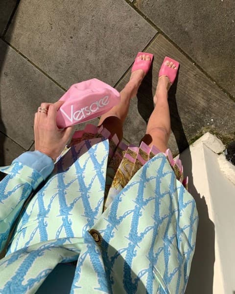 #legend@home: Go chic with these fashion-forward ladies