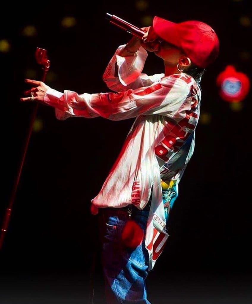 xxxibgdrgn_1500299080_1560944278430254396_196378455-848x1024.jpg