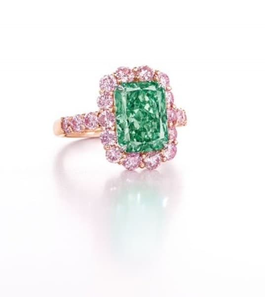 Christie’s Asia Sale Leads With World’s Largest Fancy Vivid Green Diamond