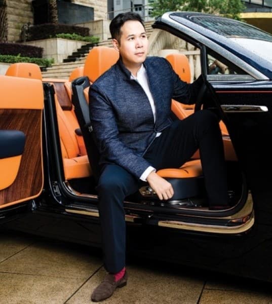 The Rolls-Royce Dawn Takes Brandon Chau, Leonard Chao and Yen Kuok for a Ride
