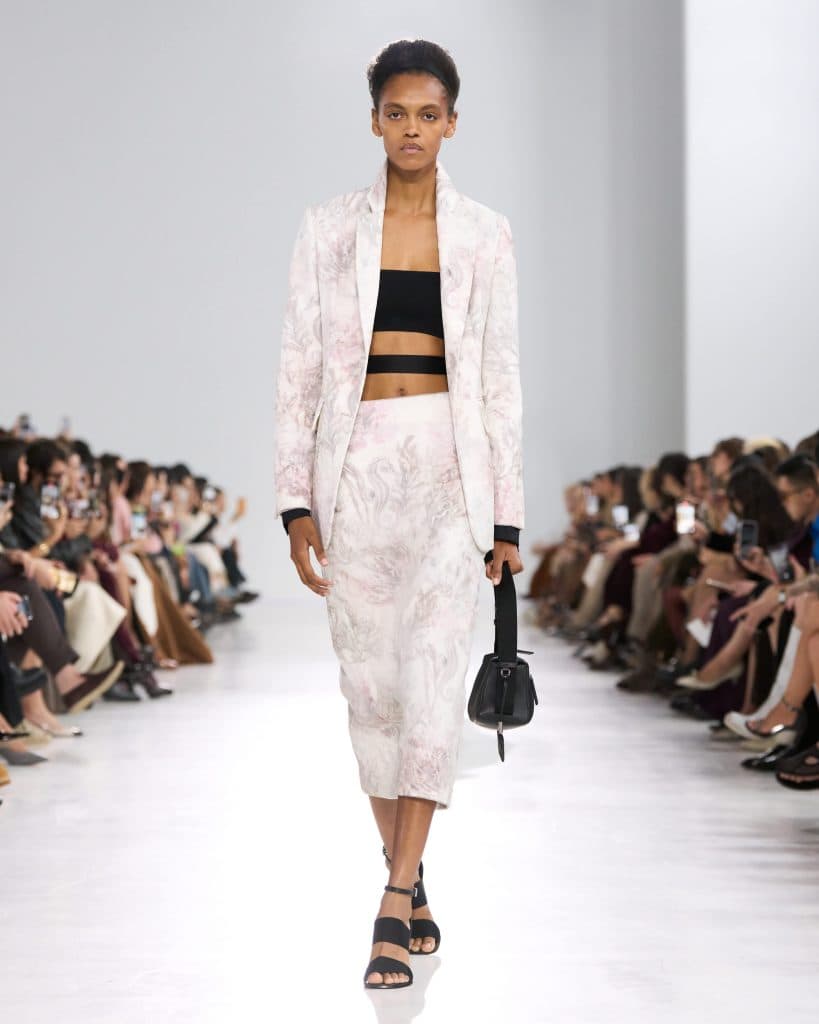 Max-Mara-SS26-21-819x1024.jpg
