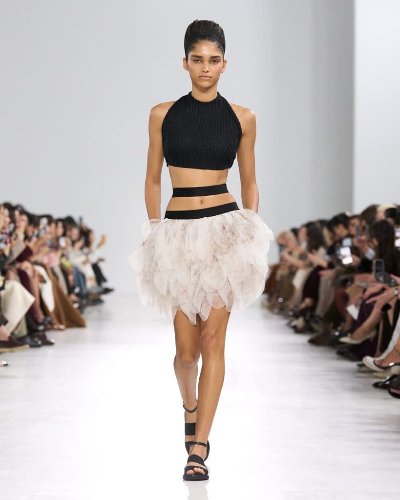 Max-Mara-SS26-23-819x1024.jpg