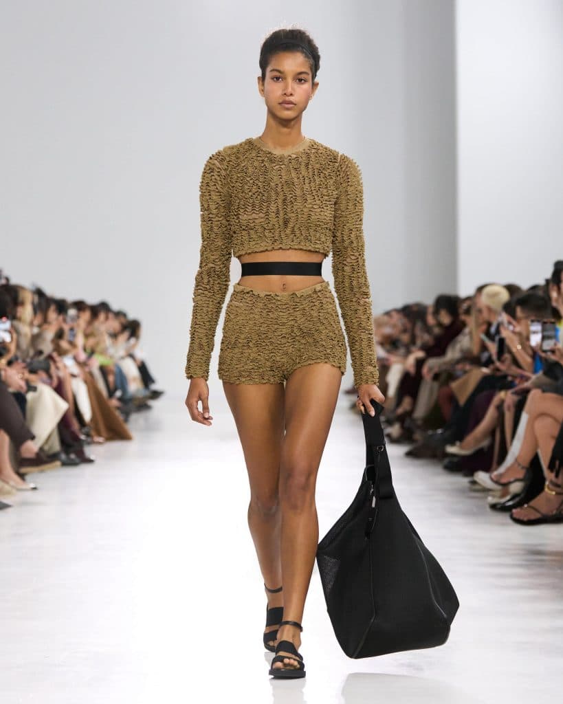 Max-Mara-SS26-38-819x1024.jpg