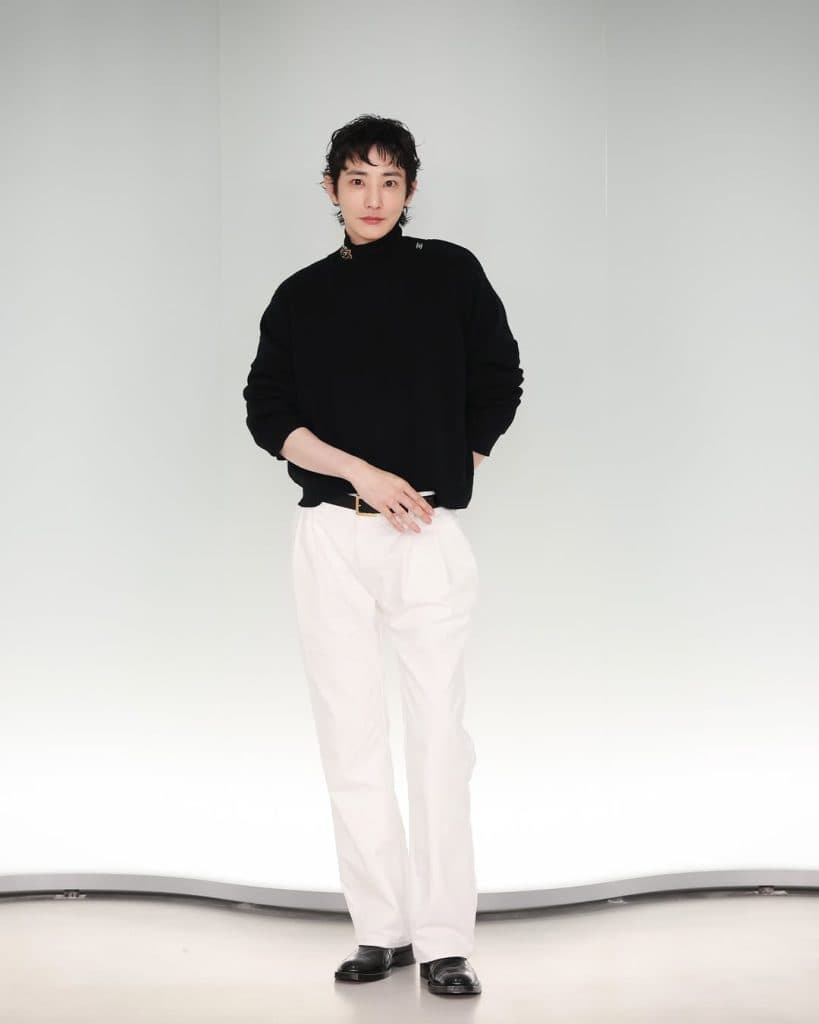 ellehongkong_1779797215_3905543822010391975_336528400-819x1024.jpg
